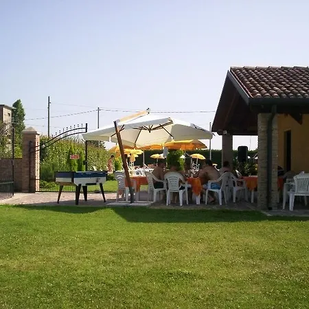 Agroturismo Farmstay Agriturismo La Mandriazza Del Gallo