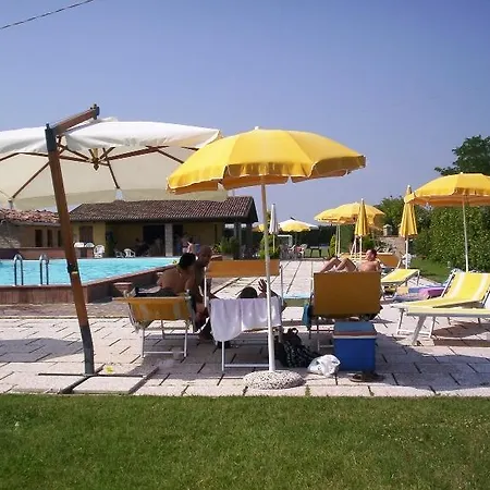 Agroturismo Farmstay Agriturismo La Mandriazza Del Gallo *